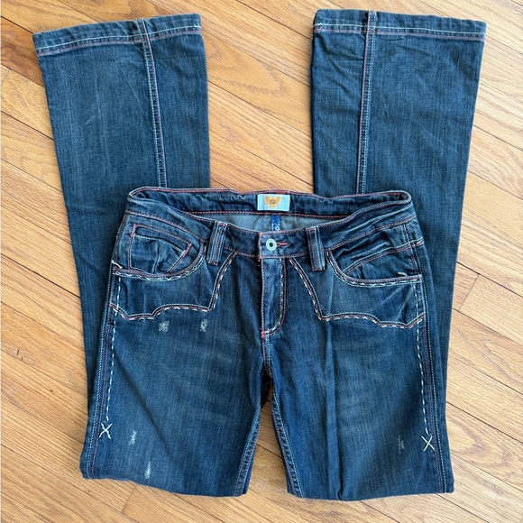 Antik Denim Premium Western Embroidered Flap Pocket Jeans Women’s 27 Boutique